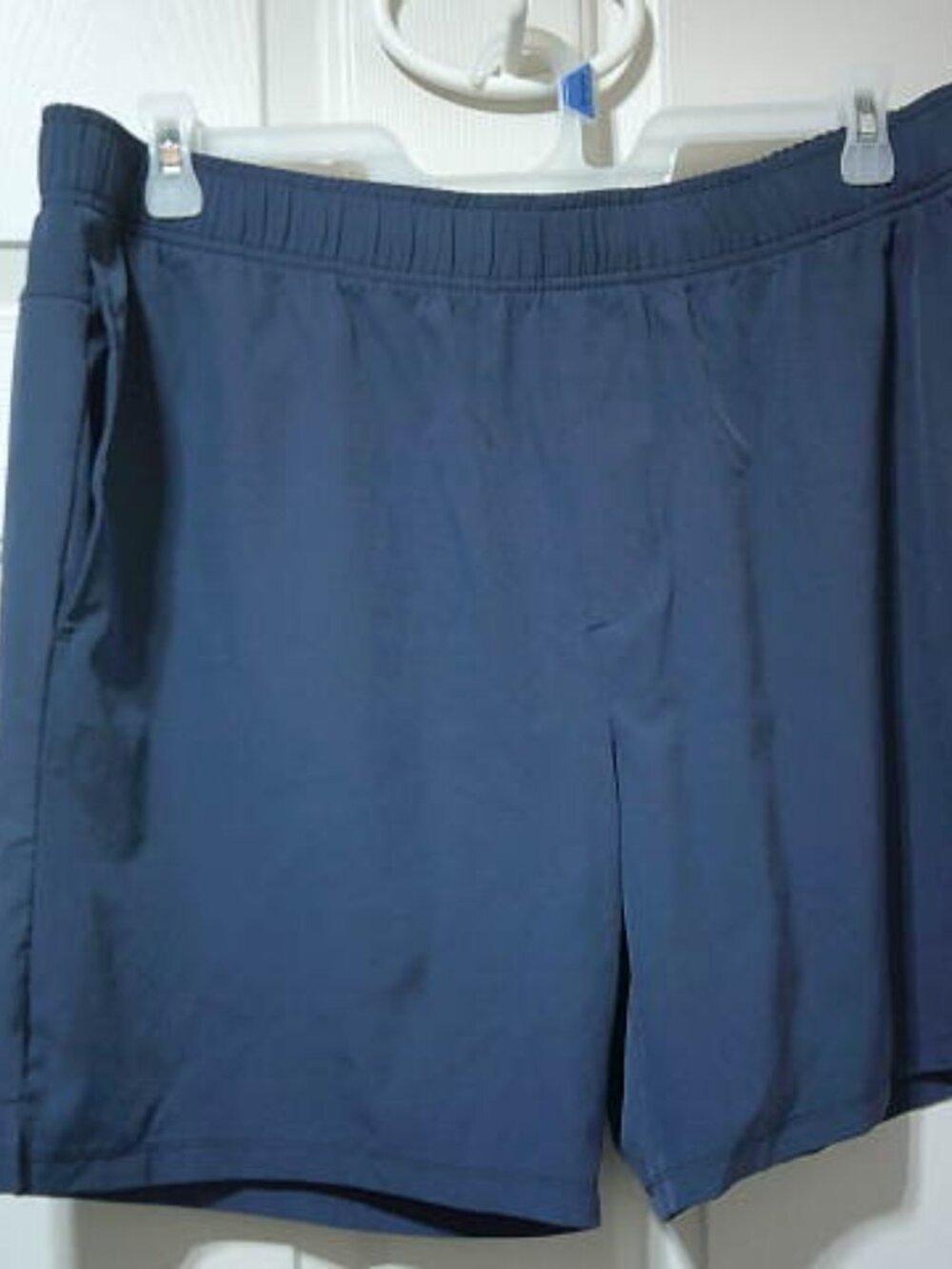 MEN'S SIZE XL 40-41 ATHLETIC WORKS CASUAL SWIM QUICK DRI SHORTS w/ POCKETS NWOT